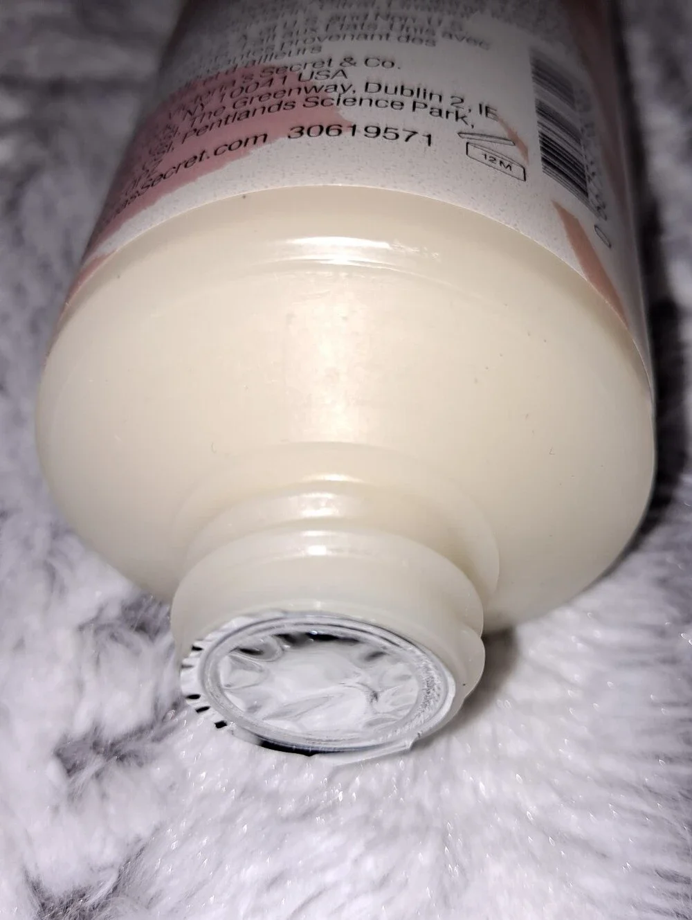 Victoria's Secret Coconut Milk And Rose Calm Lotion New